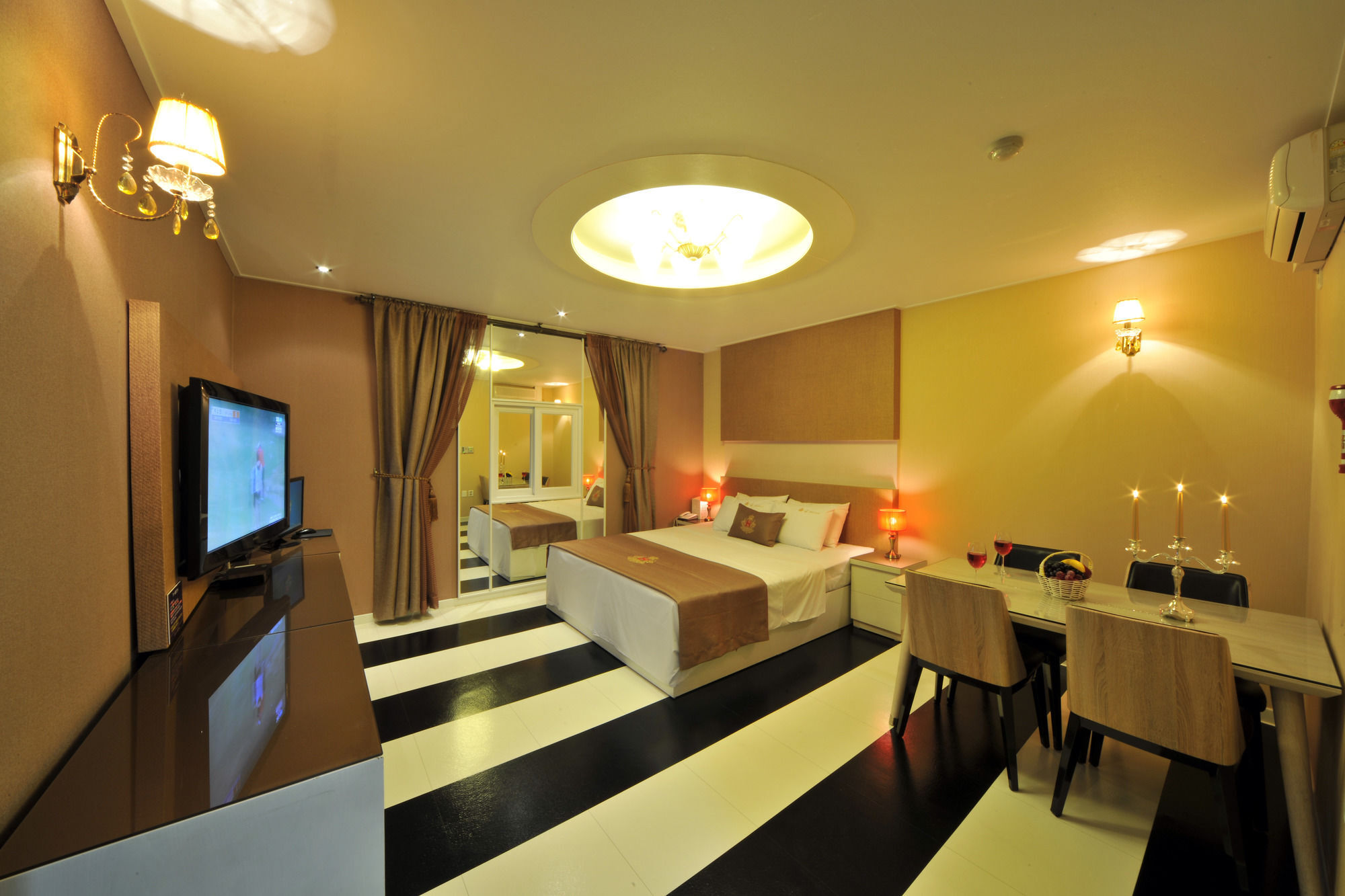 S Hotel Gwangju Metropolitan City Exteriör bild